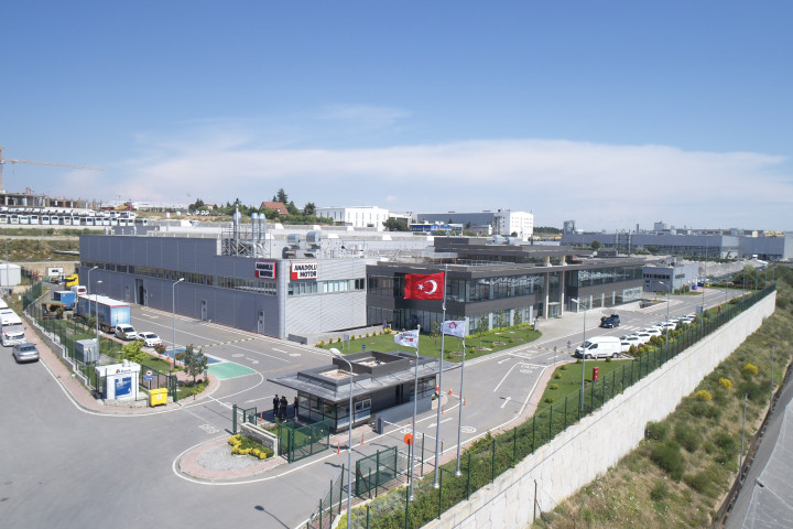 Bir-fabrikanin-gunduz-gorunusu-2 Bir fabrikanın gündüz görünüşü