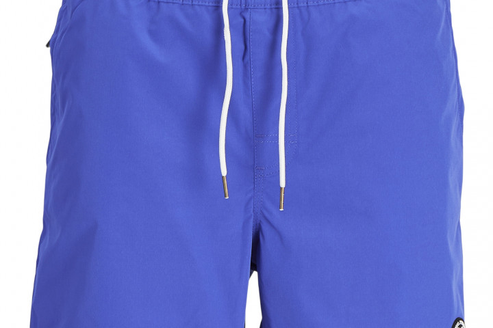 Jack&Jones’tan Yazın Ritmi: Erkek Plaj Giyimi