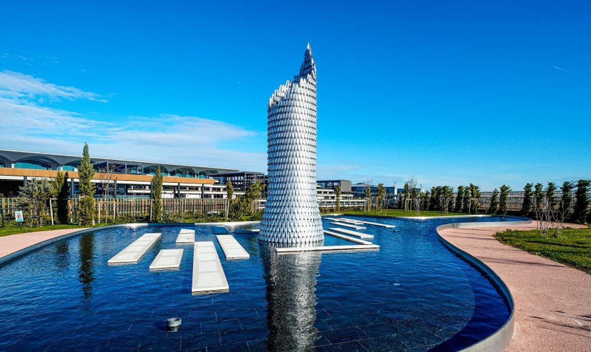 Uçmak Her Çocuğun Hayalidir