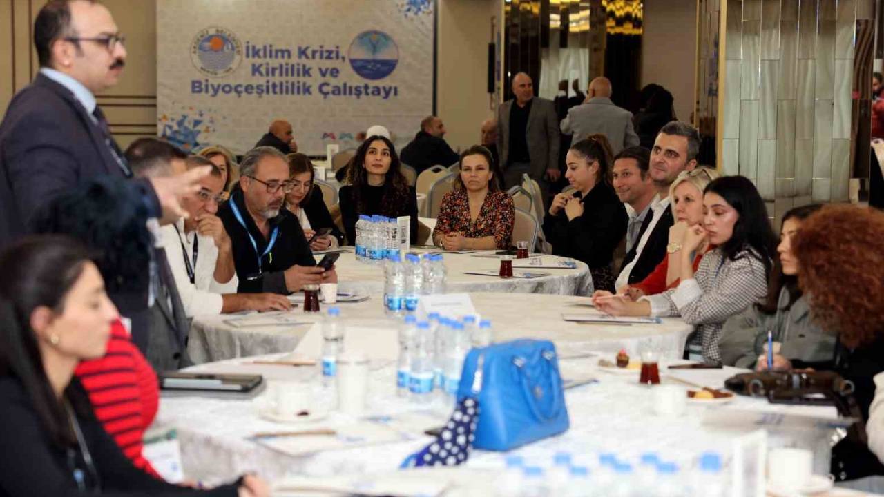 Ekolojik Kriz Masaya Yatırıldı