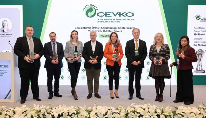 Sürdürülebilir Çevreye Katkı Yapan Kuruluşlar Ödüllendirildi