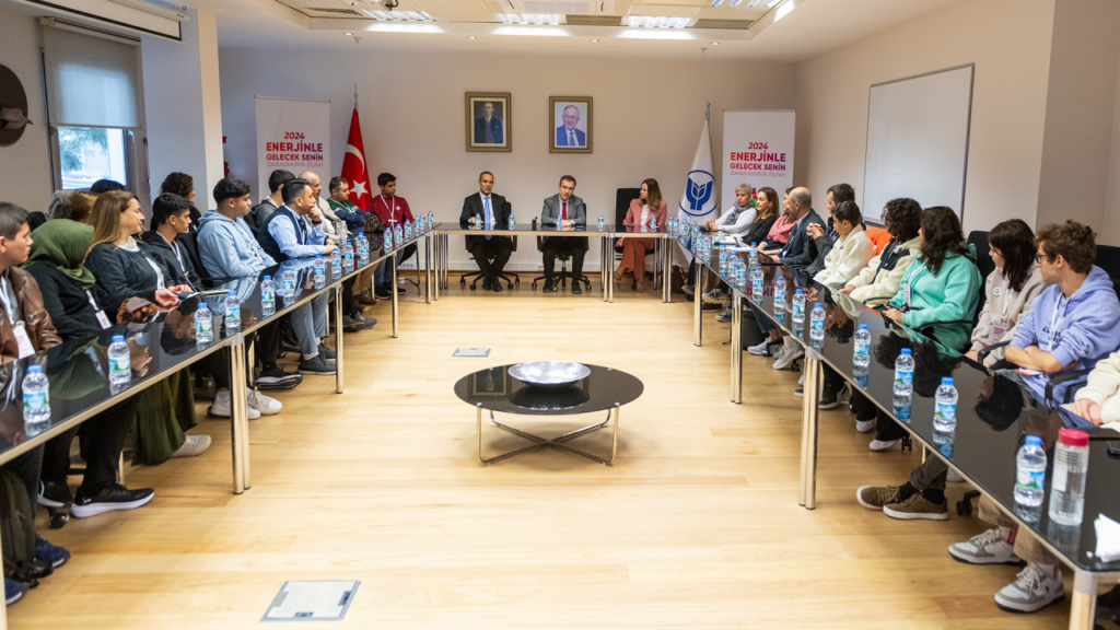 Aydem’in Sürdürülebilirlik Elçileri Enerji Kampında Buluştu