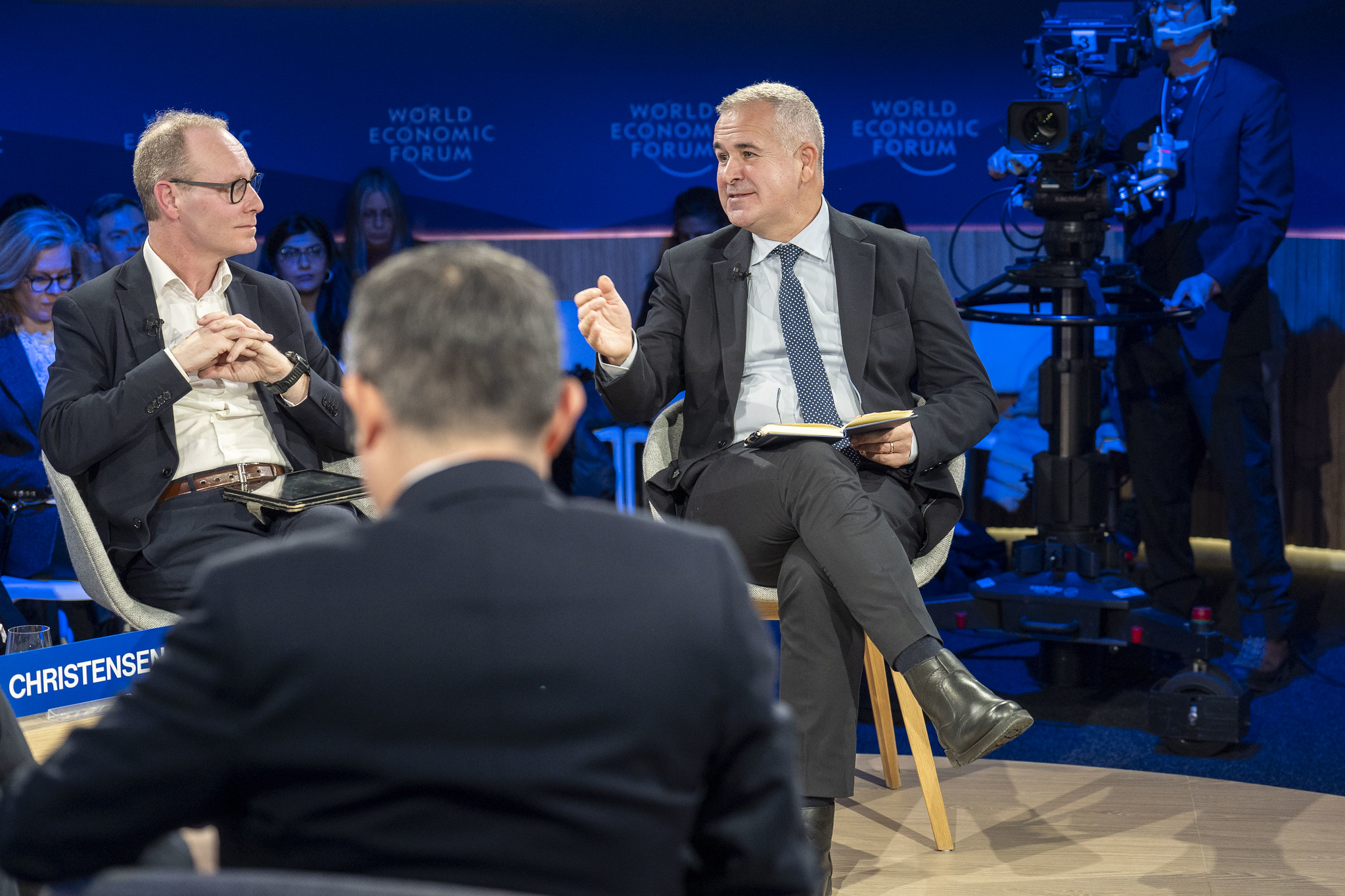 Sabancı Holding CEO’su Cenk Alper “Üç Doğa Pazarıyla Uyum Sağlamak” Panelinde Konuştu