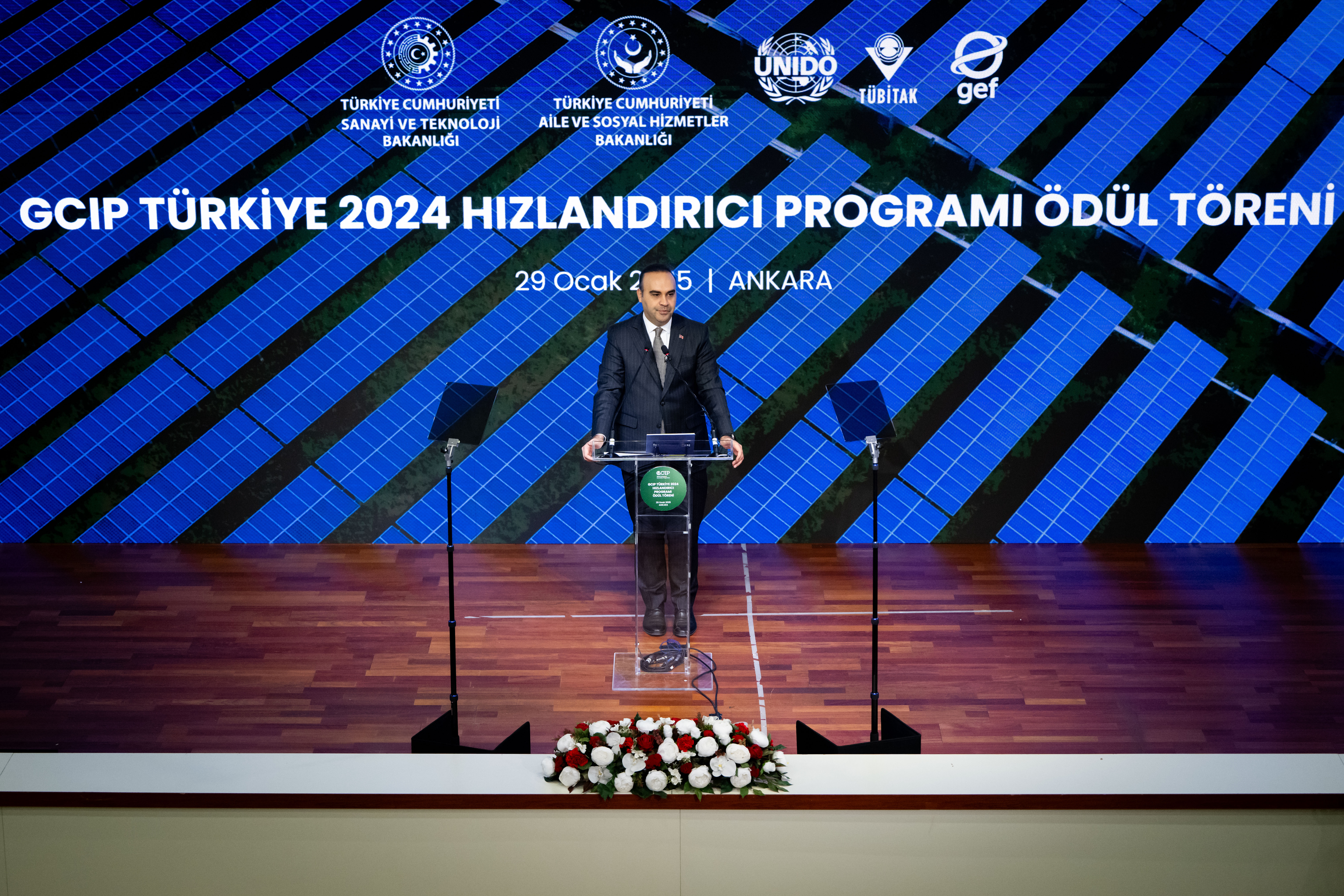 Yeşil Teknolojiler Ödüllendirildi