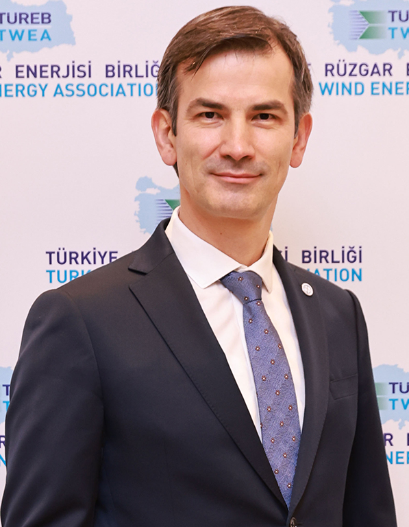 ürkiye Rüzgar Enerjisi Birliği (TÜREB) Başkanı İbrahim Erden
