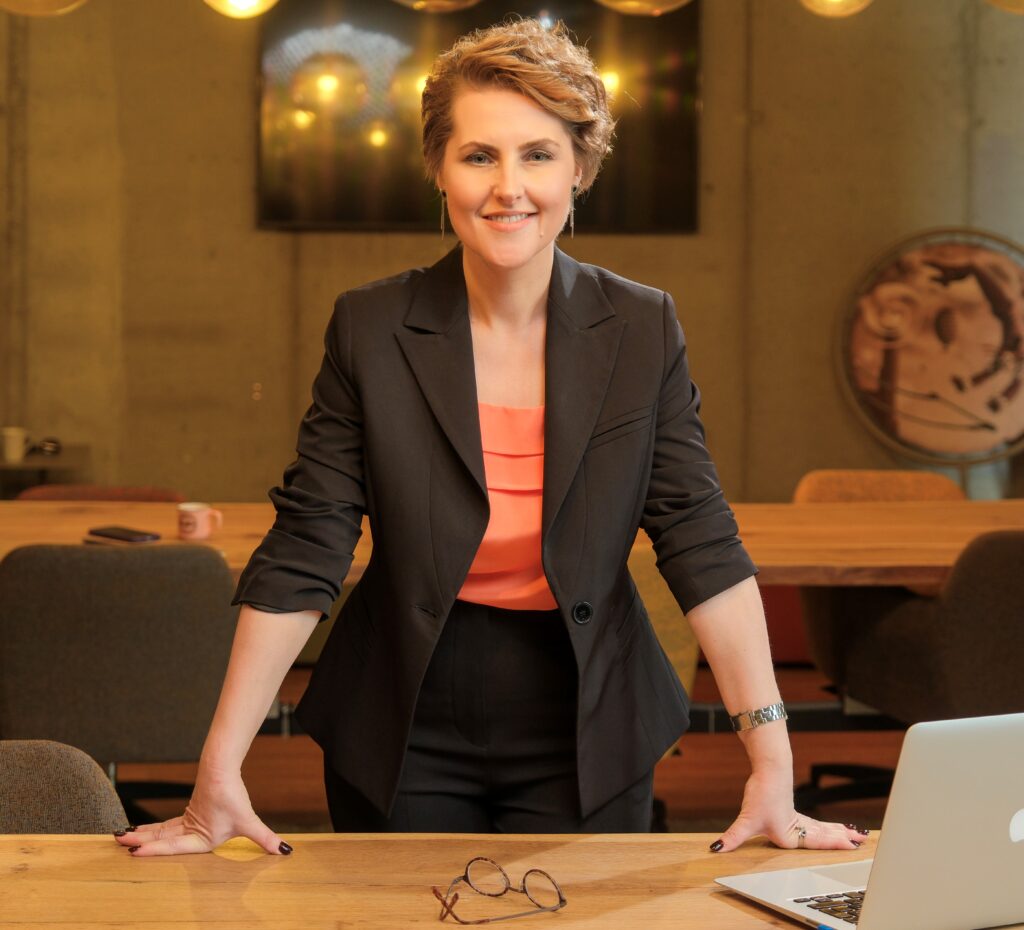 İnomist İletişim Danışmanlığı Ajans Başkanı Sibel Selvi