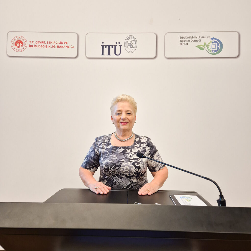 İTÜ Öğretim Üyesi ve SÜT-D Başkanı Prof. Dr. Filiz Karaosmanoğlu