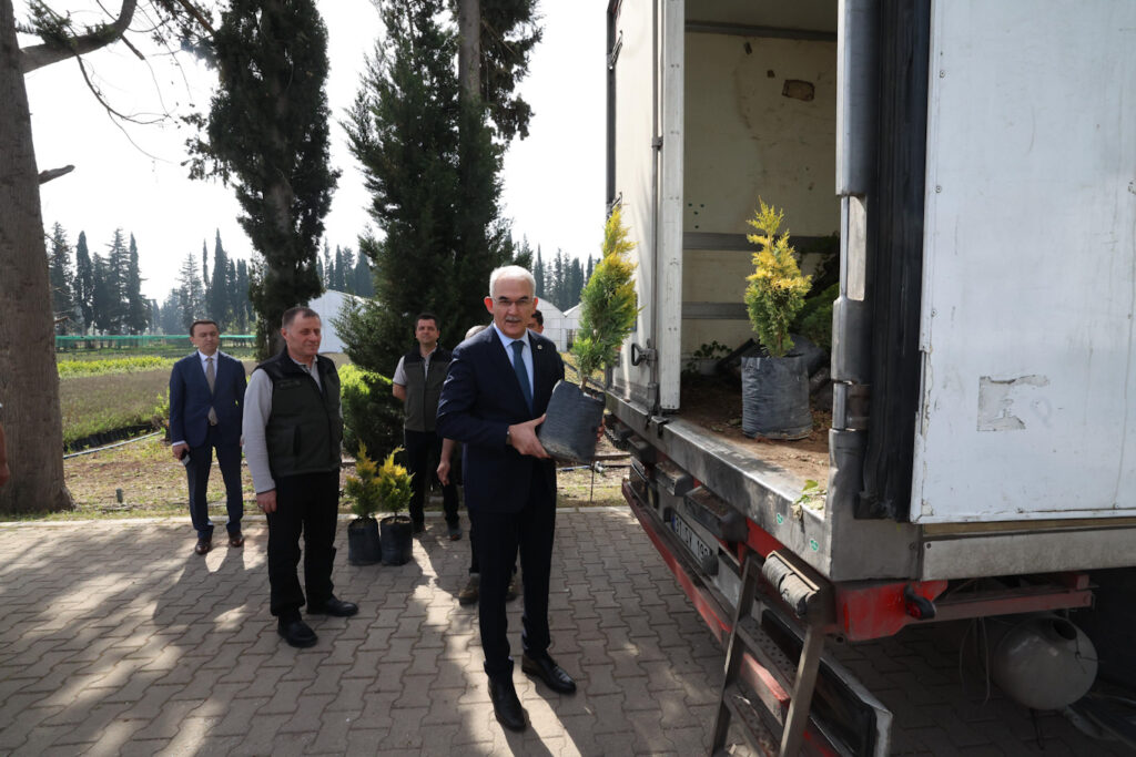 1744970866_OGM_Azerbaycan_Fidan_Gonderimi_3_edited Ormanlaştırma - Azerbaycan Cumhuriyeti Ekoloji ve Doğal Kaynaklar Bakanlığı