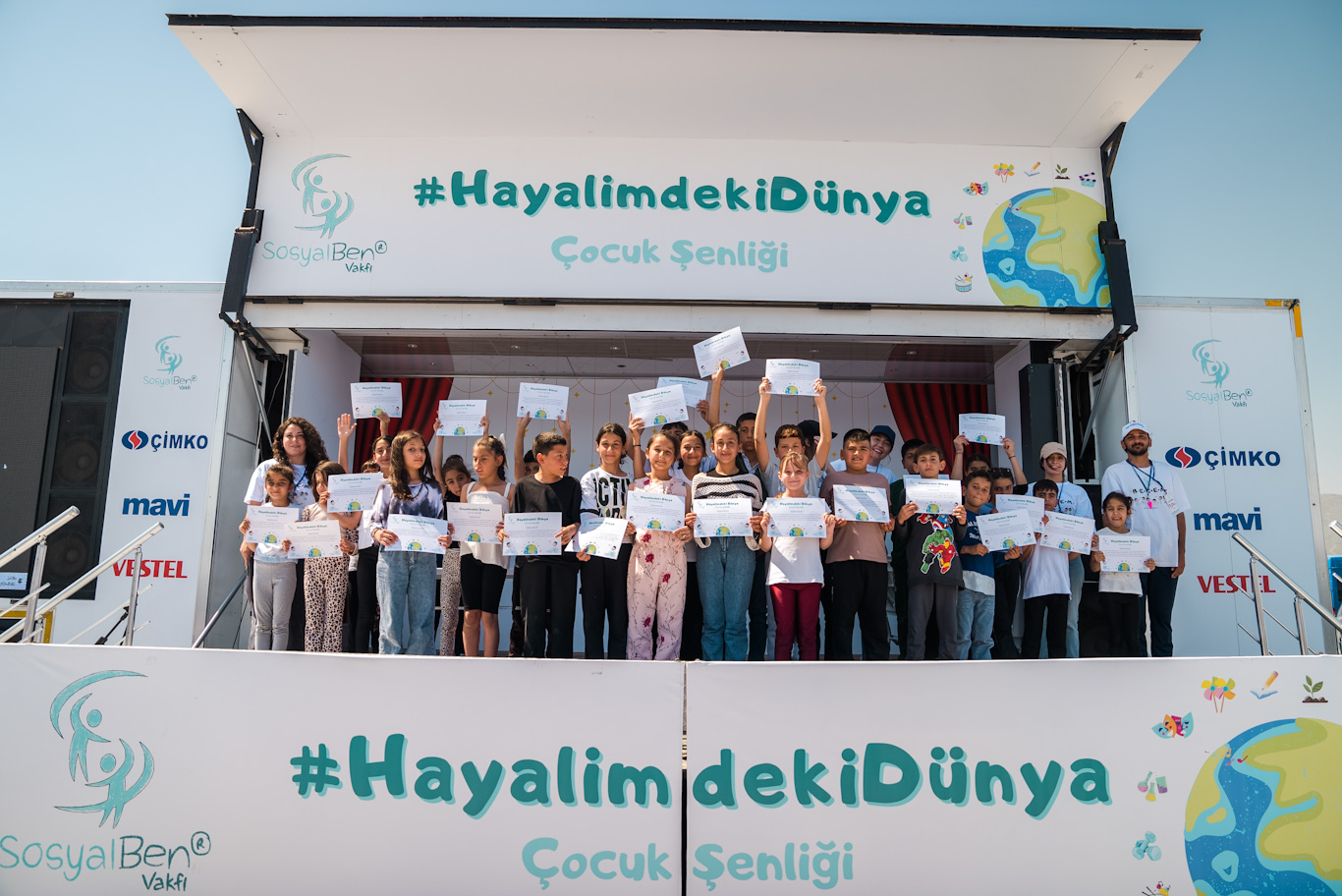 SosyalBen Vakfı’ndan 23 Nisan Kutlaması