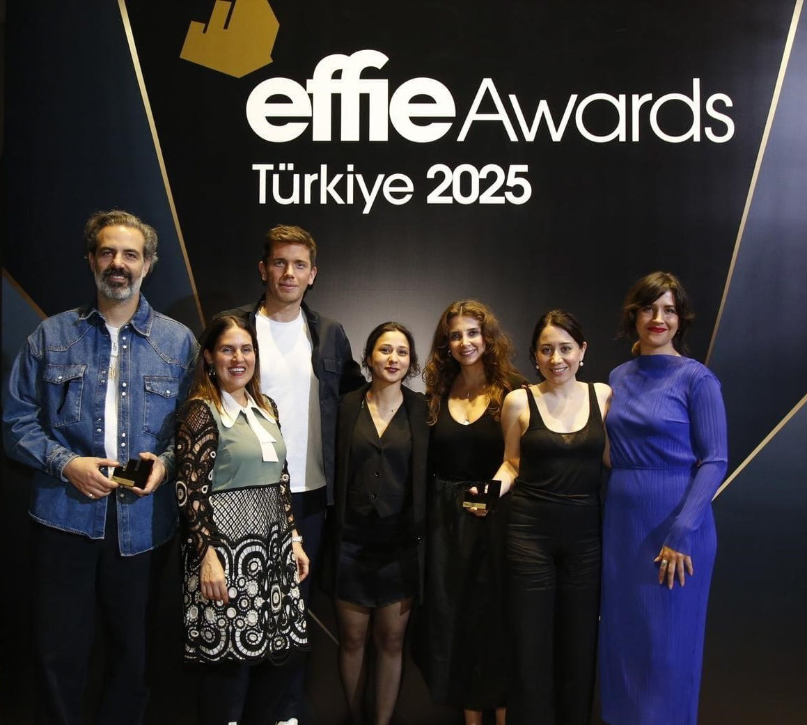 Penti’ye Altın Effie