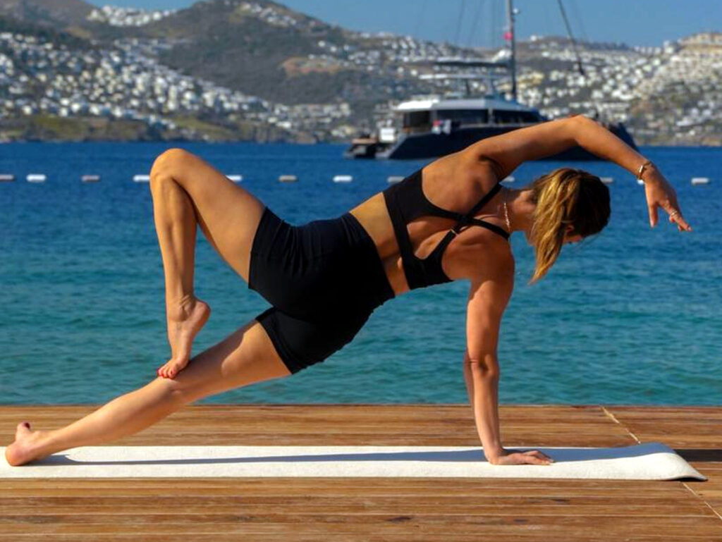 Yağmur Derebağ - Dünya Yoga Günü - Double Tree by Hilton Bodrum