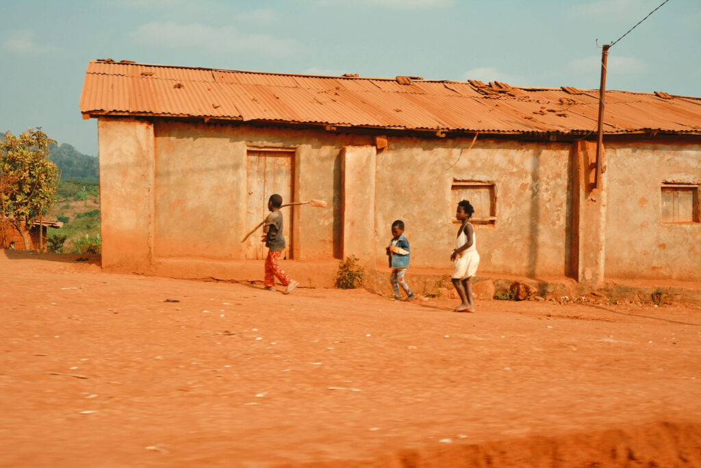 madalena-veloso-zeNeAUwoJvs-unsplash_edited Az gelişmiş ülkeler-Afrika