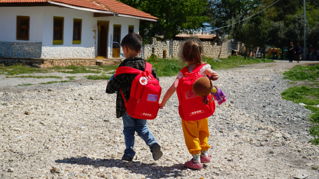 AÇEV-İlk Okul Çantam Projesi