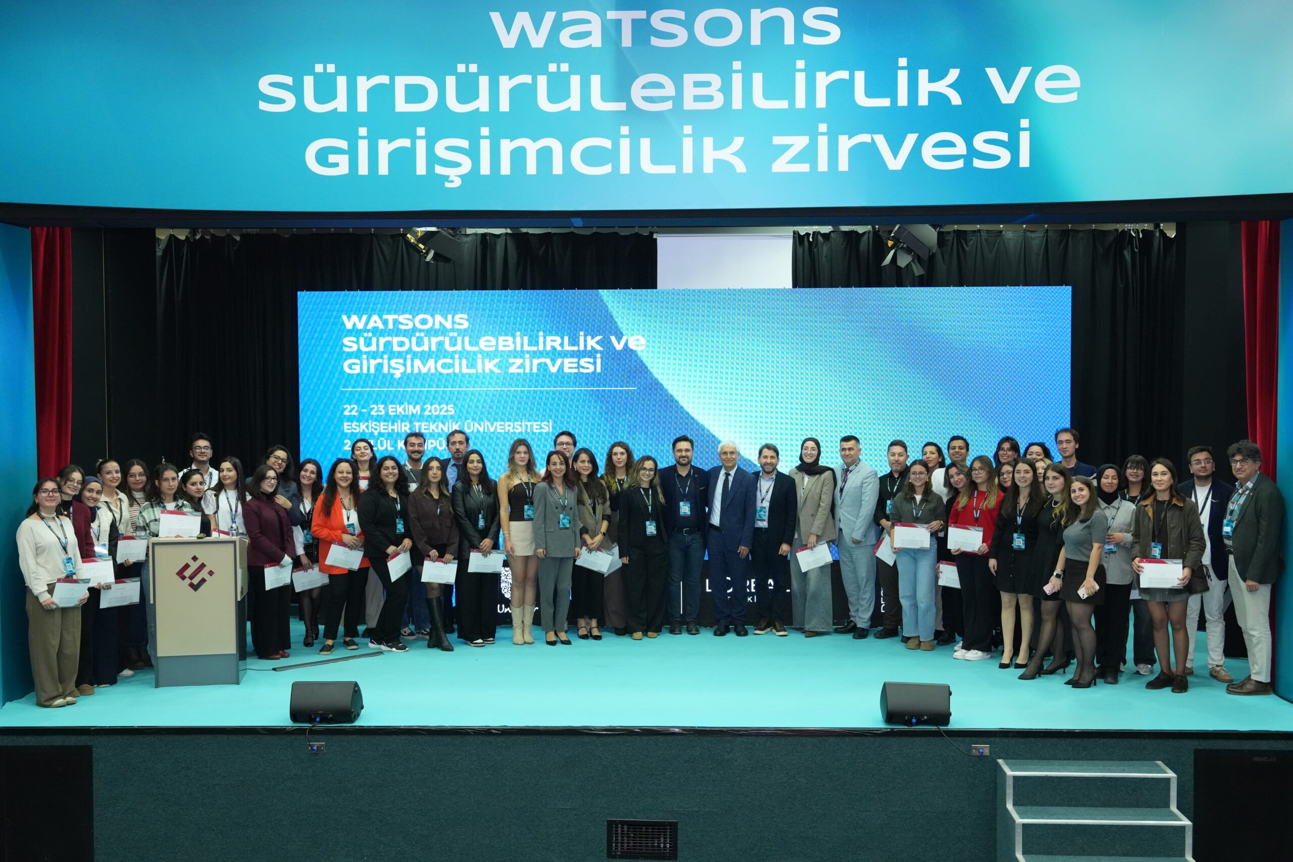 Geleceğe Yön Verenler Watsons Sürdürülebilirlik ve Girişimcilik Zirvesi’ndeydi
