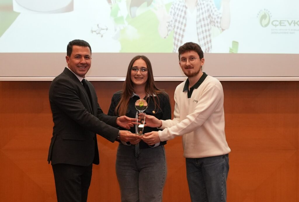 Çevko Vakfı Yeşil Nokta Ödülleri Öğrencilerle Buluştu