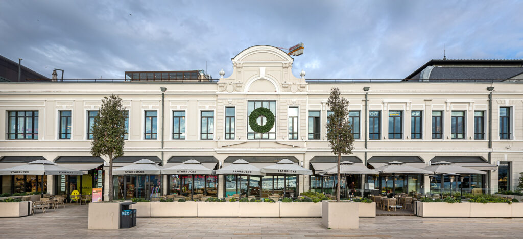 Starbucks Greener Store Projesi
