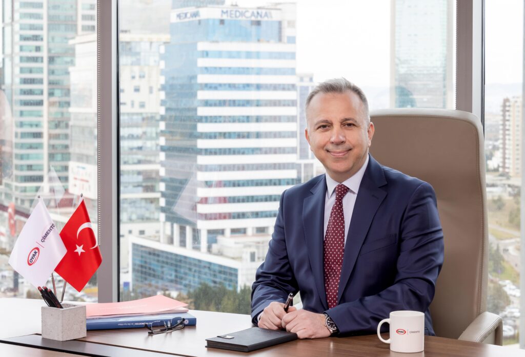 OYAK Çimento CEO’su Murat Sela