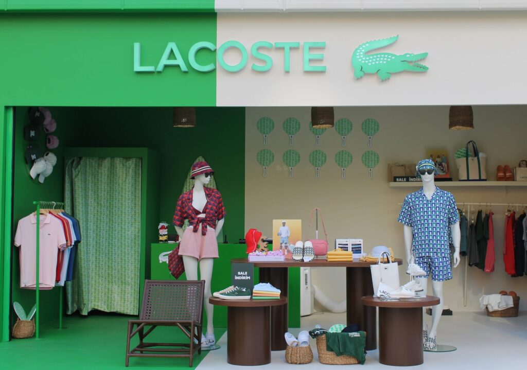 Lacoste Yeşil Aklama