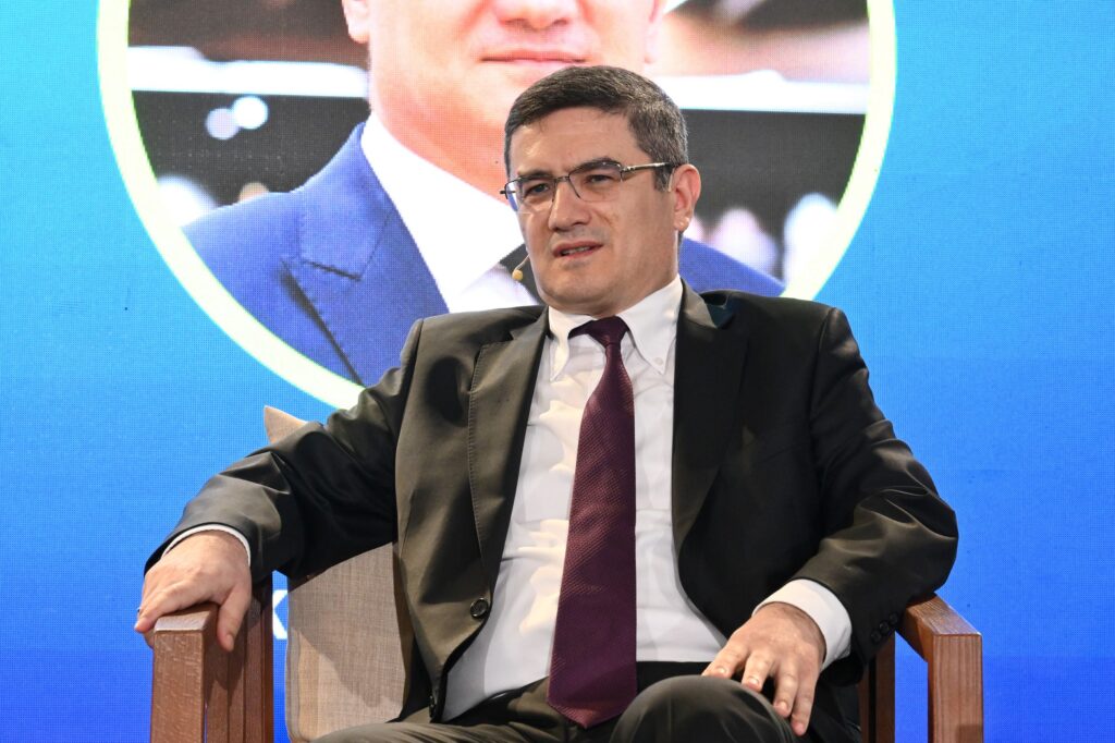 1776148842_Kastamonu_Entegre_Tedarik_Zincirinden_Sorumlu_Baskan_Yardimcisi_Halim_Sircanci