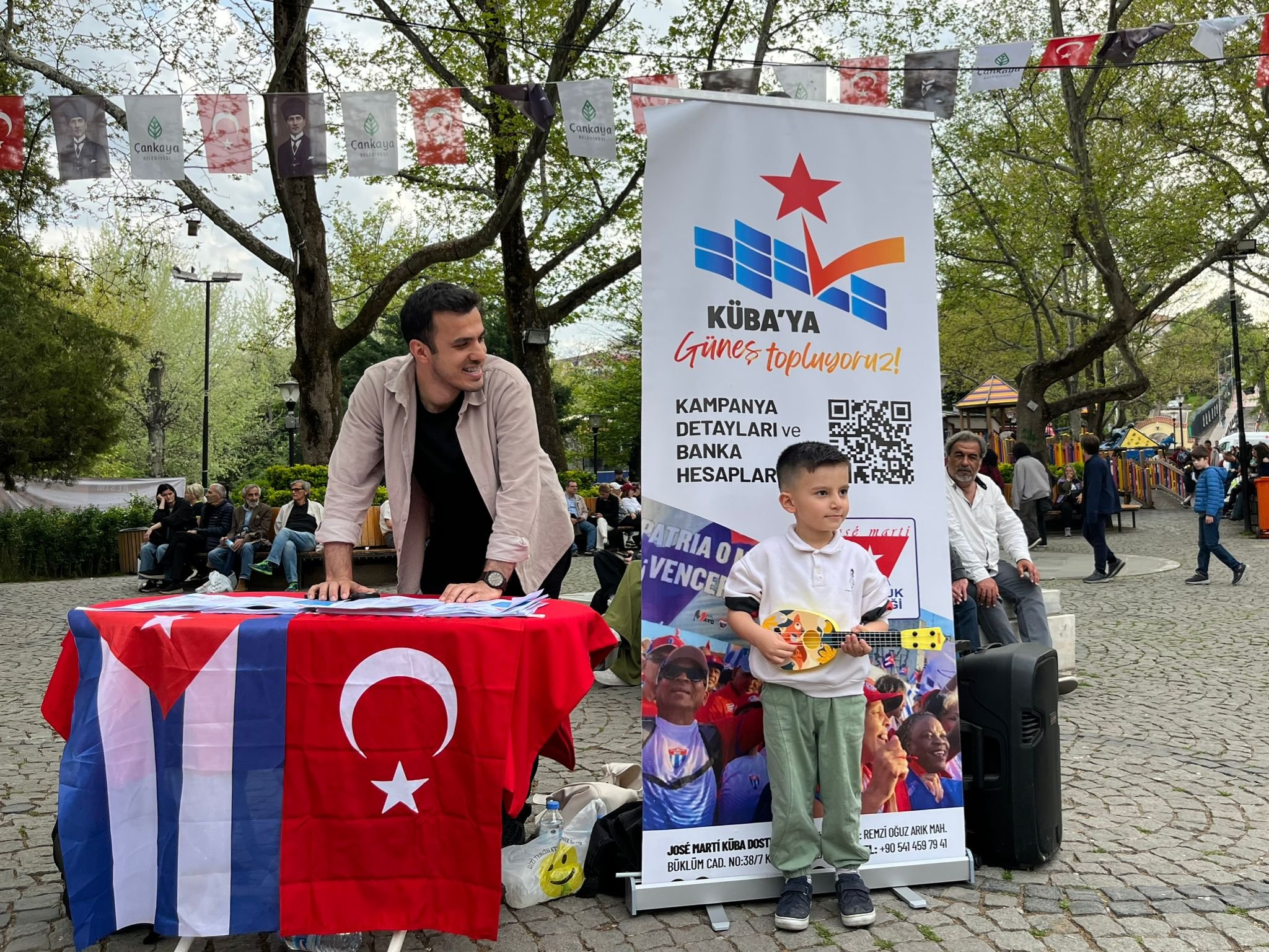 Jose Marti Derneği Küba için Güneş Topluyor