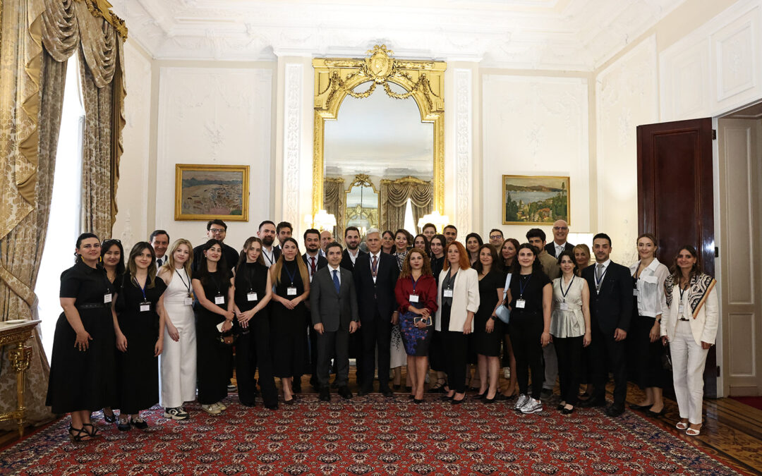 Londra’da Akademi ile İş Dünyası Arasında Bilgi Köprüsü