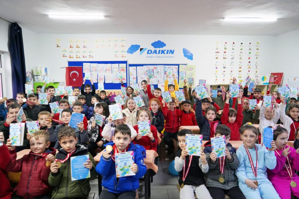 DAIKIN_TURKIYE_TEMIZ_HAVA_ELCILERI_PROJESINI_SURDURUYOR Daikin Türkiye Sosyal Sorumluluk